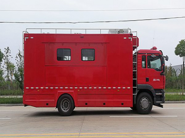 重汽燦德卡飲食保障車(chē)